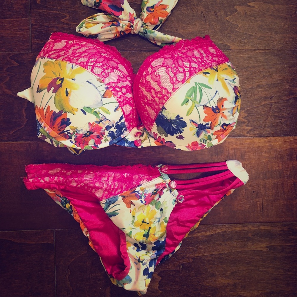 Beach bunny push up bikini